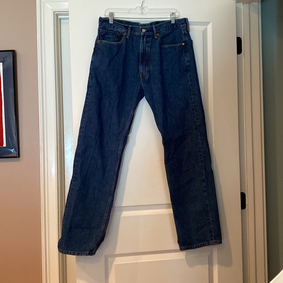Men’s Levi’s 505 dark wash denim 35W X 32L. Excellent condition! - Picture 2 of 9